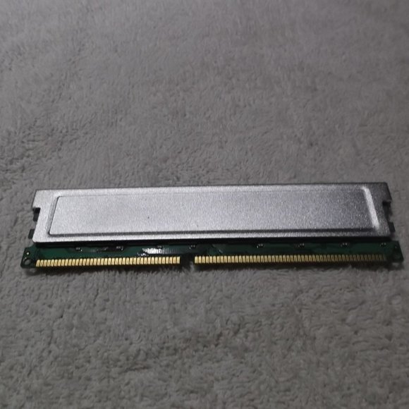 Super Talent PC3200 512 MB DDR400 2BANK 32MX8 P.N D32PB12C U.S.A - Picture 2 of 2